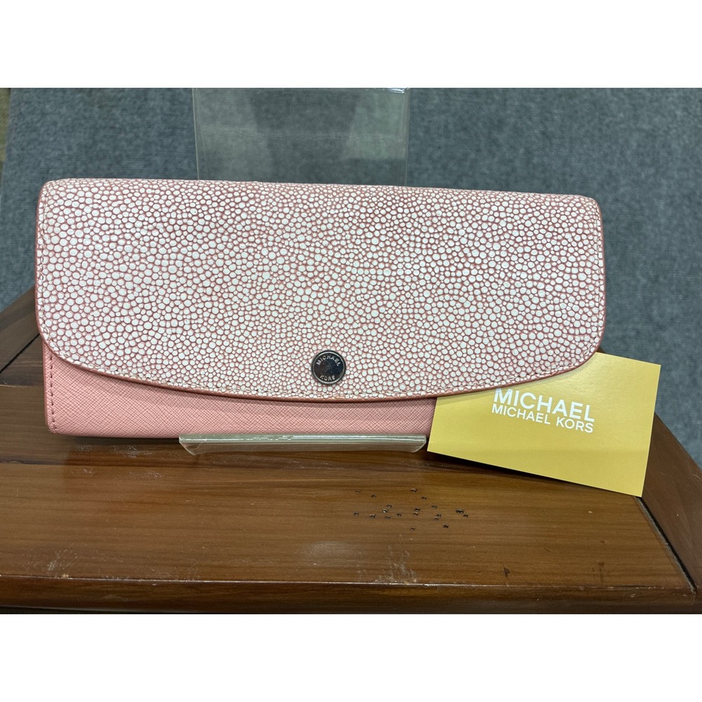 Michael Kors Pink Saffiano Stingray Embossed Leather Continental Flap Wallet